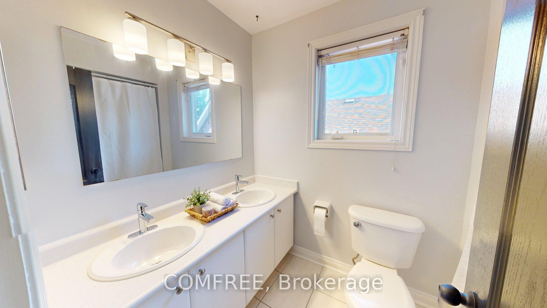Photo 25 of 27 Markwood Crescent, Whitby, Rolling Acres — HOMEH