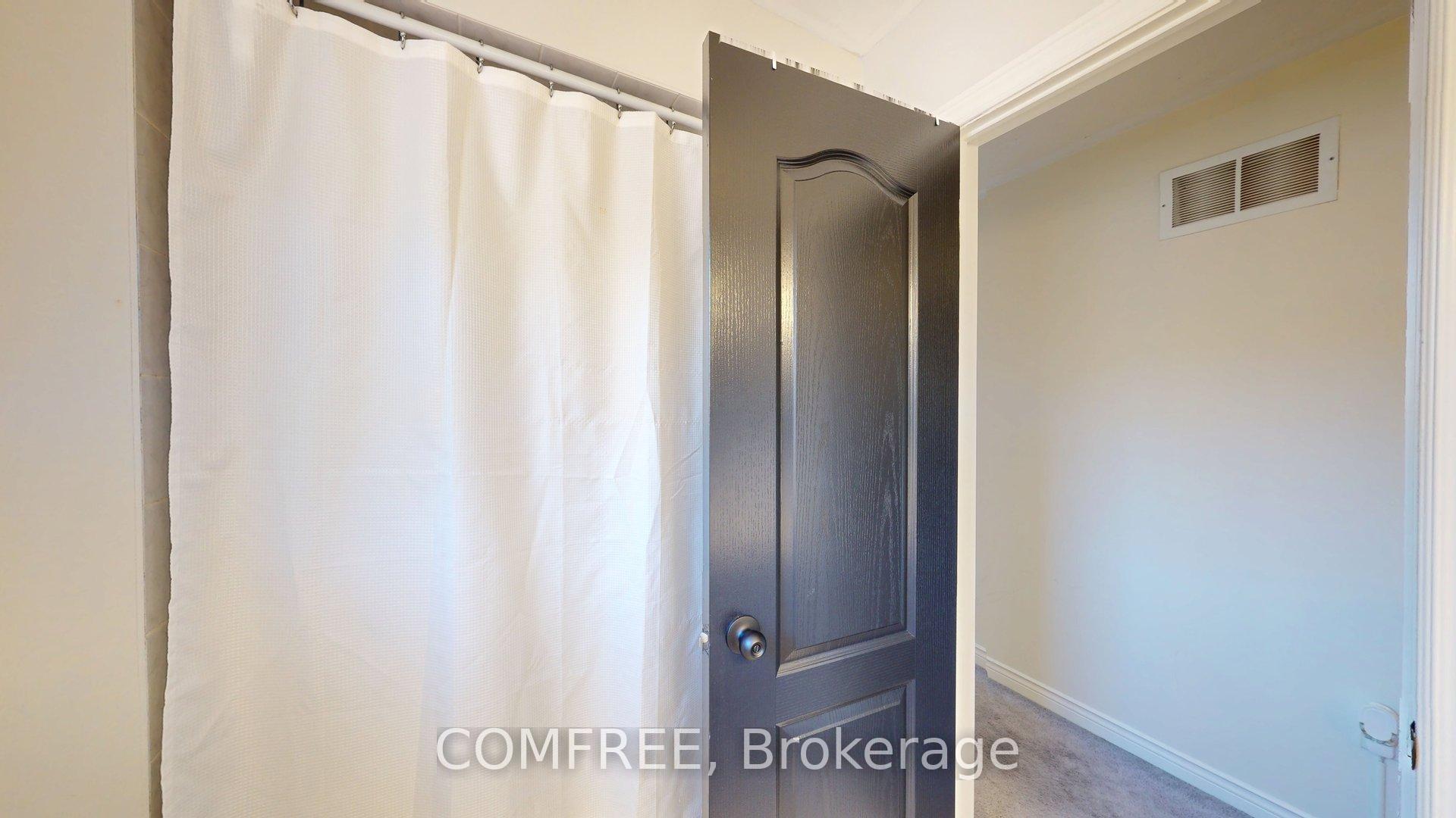 Photo 26 of 27 Markwood Crescent, Whitby, Rolling Acres — HOMEH