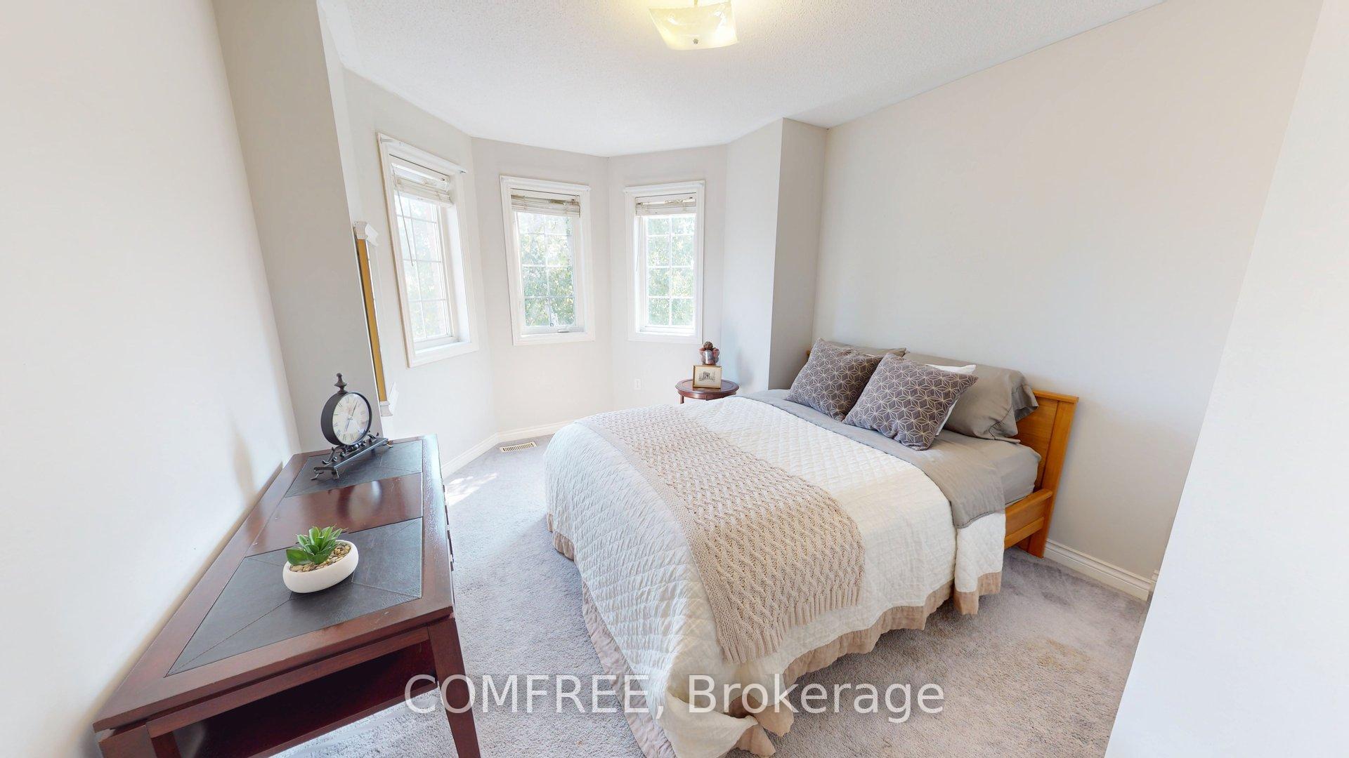 Photo 29 of 27 Markwood Crescent, Whitby, Rolling Acres — HOMEH