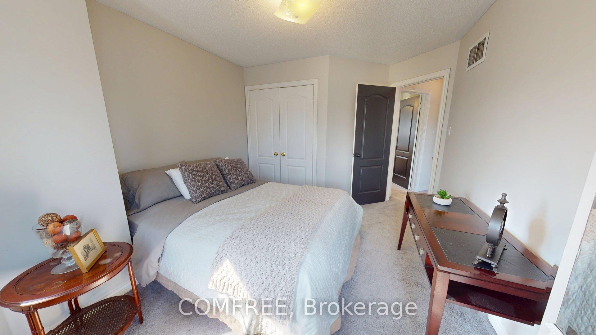 Photo 30 of 27 Markwood Crescent, Whitby, Rolling Acres — HOMEH