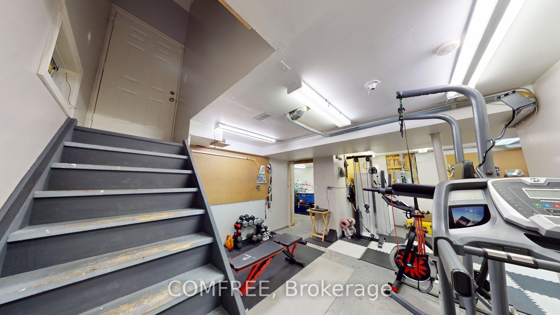 Photo 36 of 27 Markwood Crescent, Whitby, Rolling Acres — HOMEH