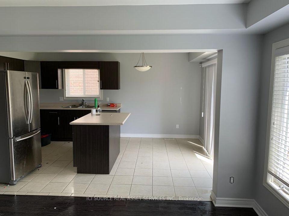 Photo 3 of 503 Silverwood Avenue, Welland, Coyle Creek — HOMEH