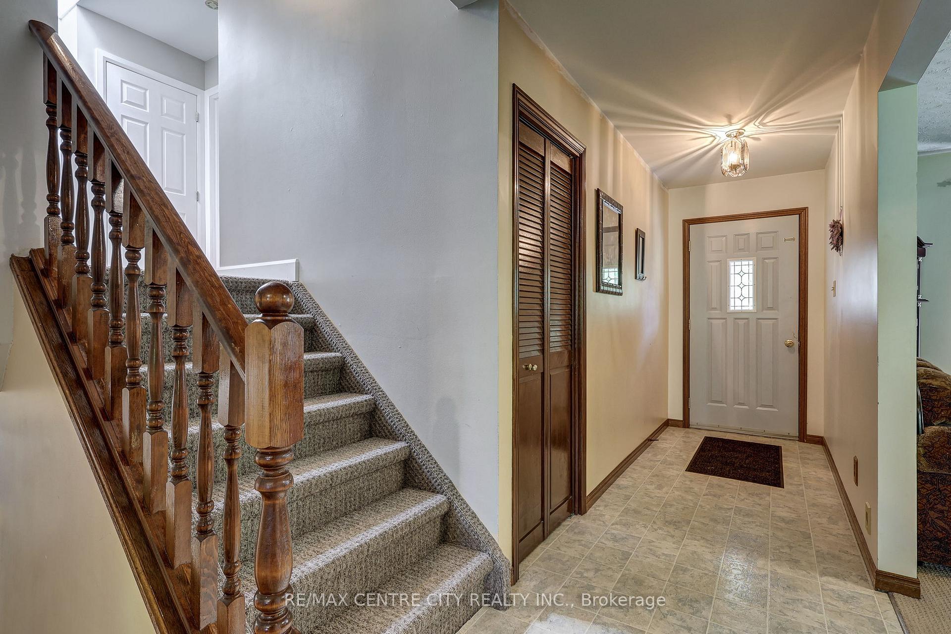 Photo 14 of 101 Clarence Street, Aylmer — HOMEH