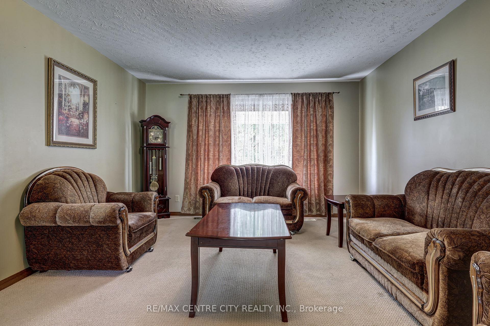 Photo 17 of 101 Clarence Street, Aylmer — HOMEH