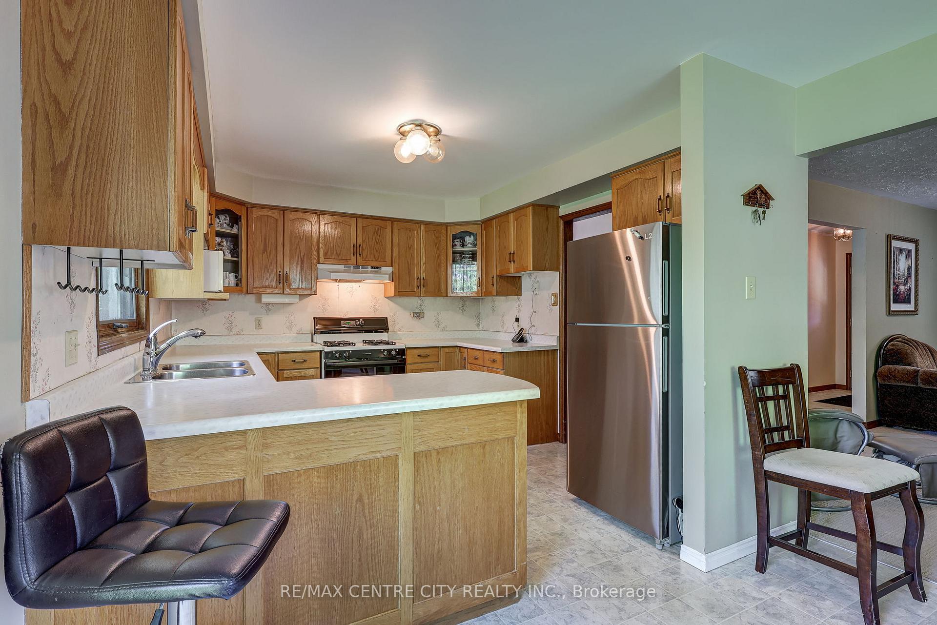 Photo 21 of 101 Clarence Street, Aylmer — HOMEH
