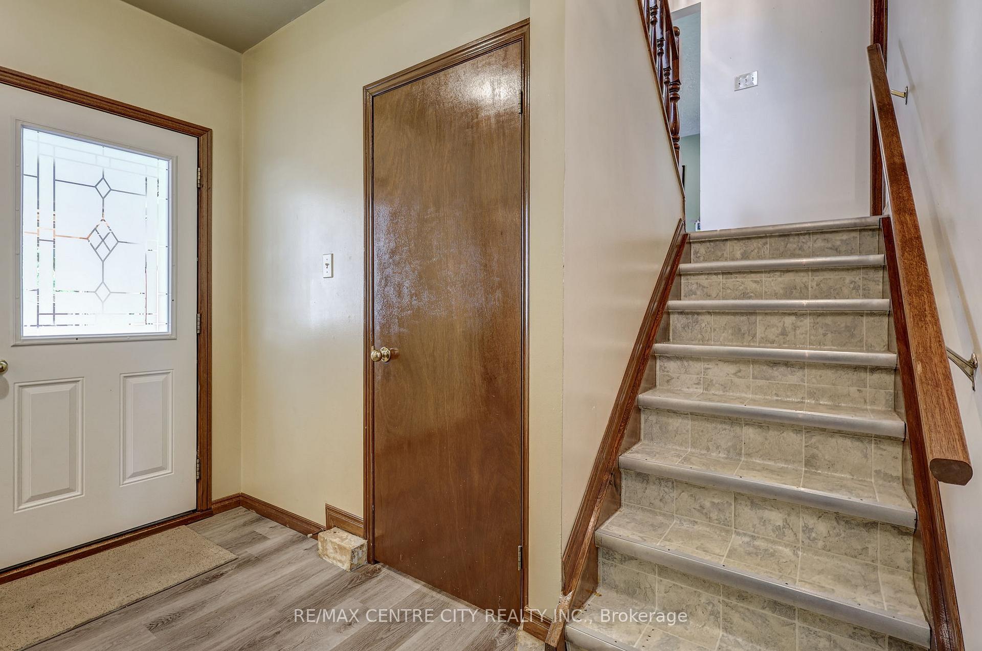 Photo 35 of 101 Clarence Street, Aylmer — HOMEH
