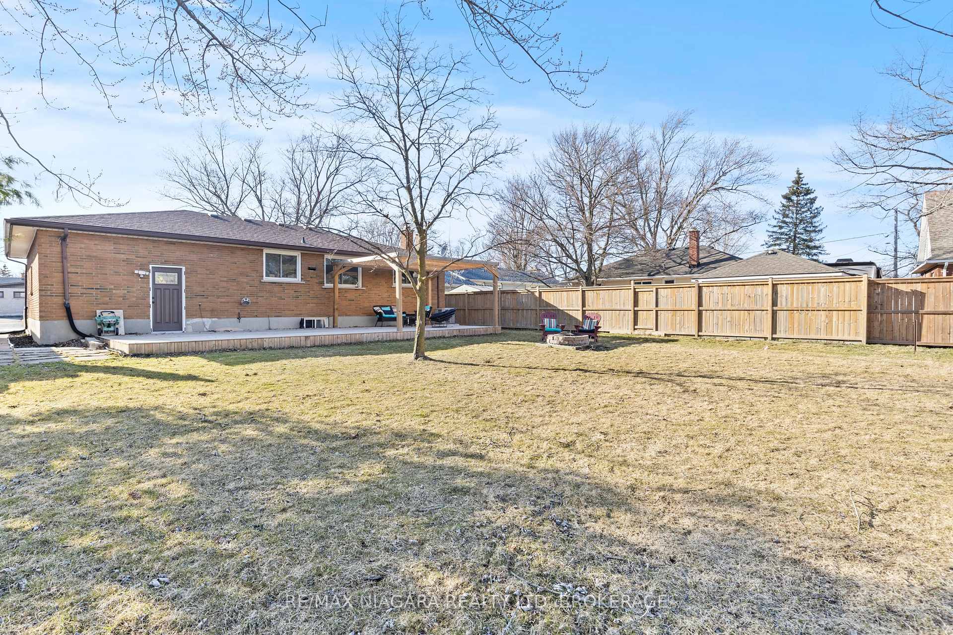 Photo 29 of 48 Valencourt Drive, Welland, N. Welland — HOMEH