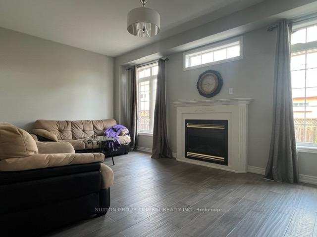 Photo 17 of 22 Arundel Drive, Vaughan, Vellore Village — HOMEH