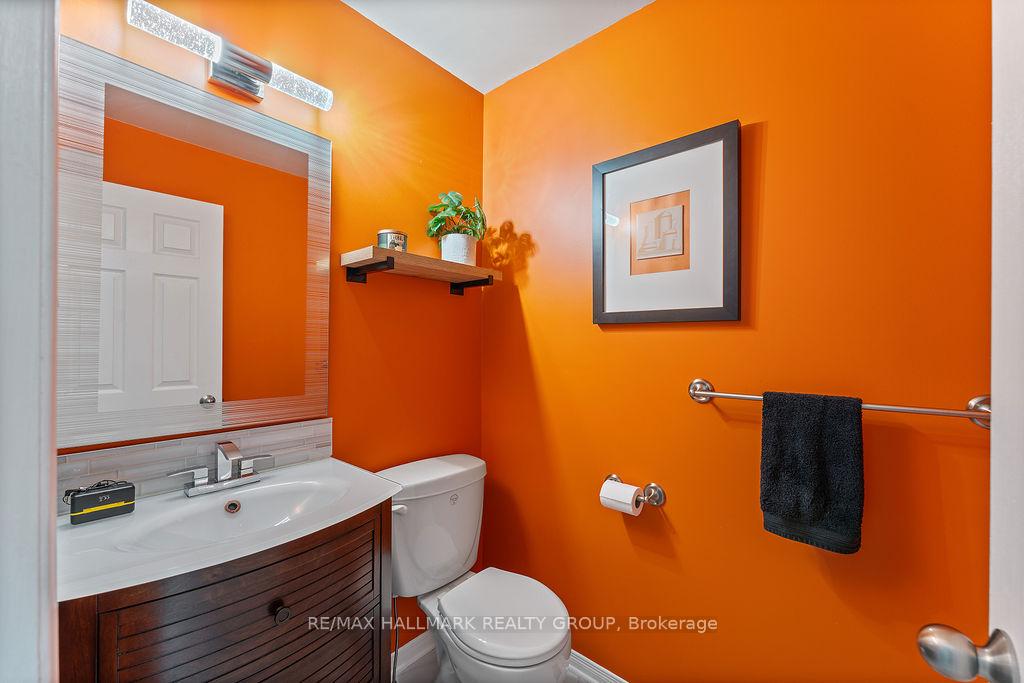 Photo 7 of 920 Schooner Crescent, Ottawa, Riverside South/Gloucester Glen — HOMEH