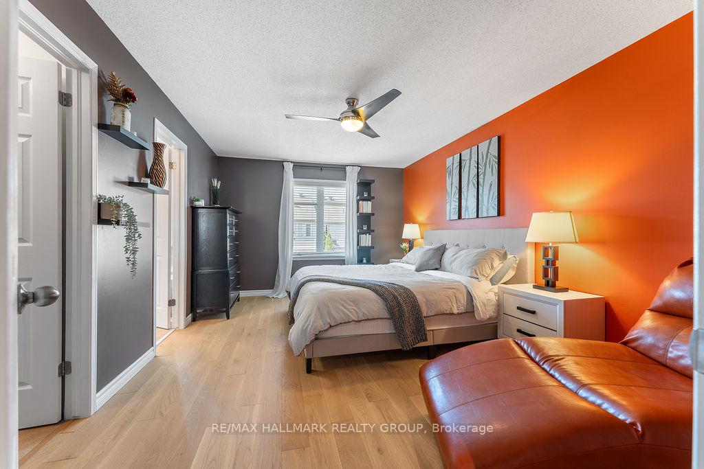 Photo 18 of 920 Schooner Crescent, Ottawa, Riverside South/Gloucester Glen — HOMEH