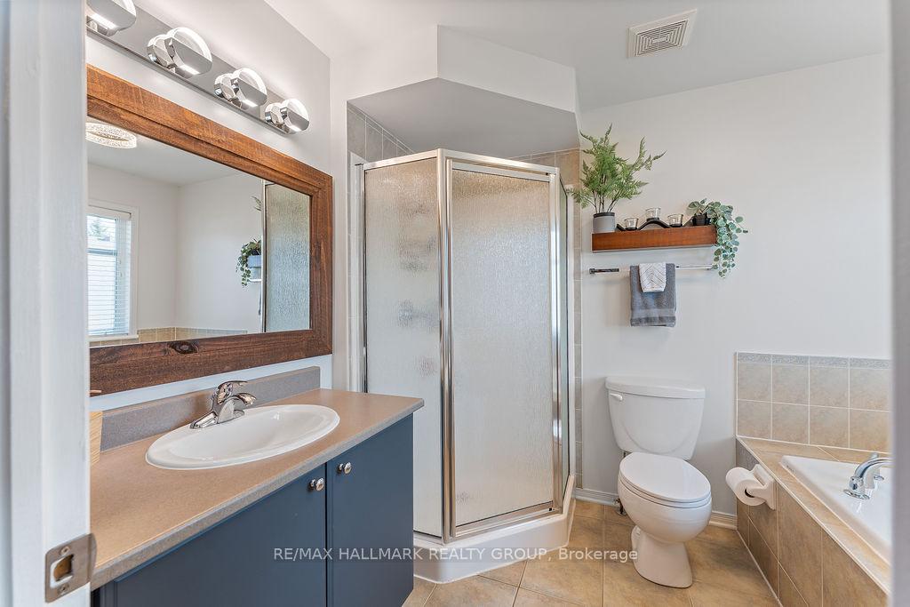 Photo 22 of 920 Schooner Crescent, Ottawa, Riverside South/Gloucester Glen — HOMEH