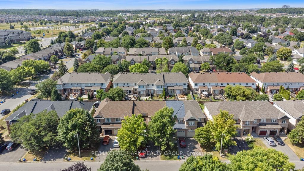 Photo 43 of 920 Schooner Crescent, Ottawa, Riverside South/Gloucester Glen — HOMEH