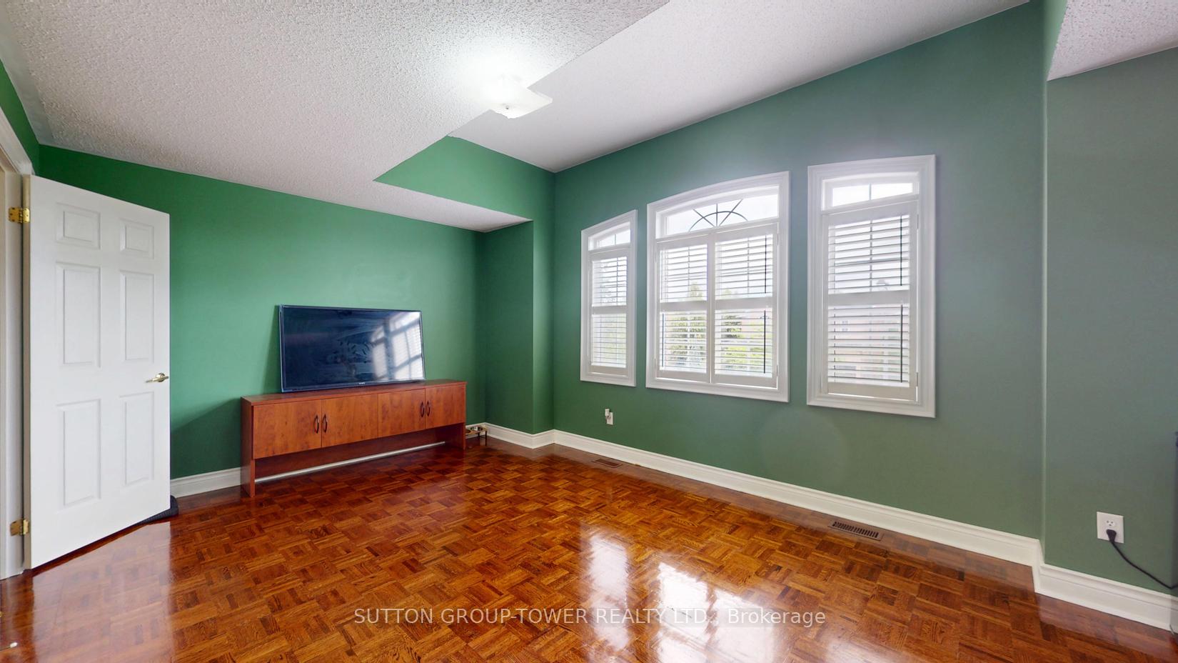 Photo 20 of 475 Sonoma Boulevard, Vaughan, Sonoma Heights — HOMEH