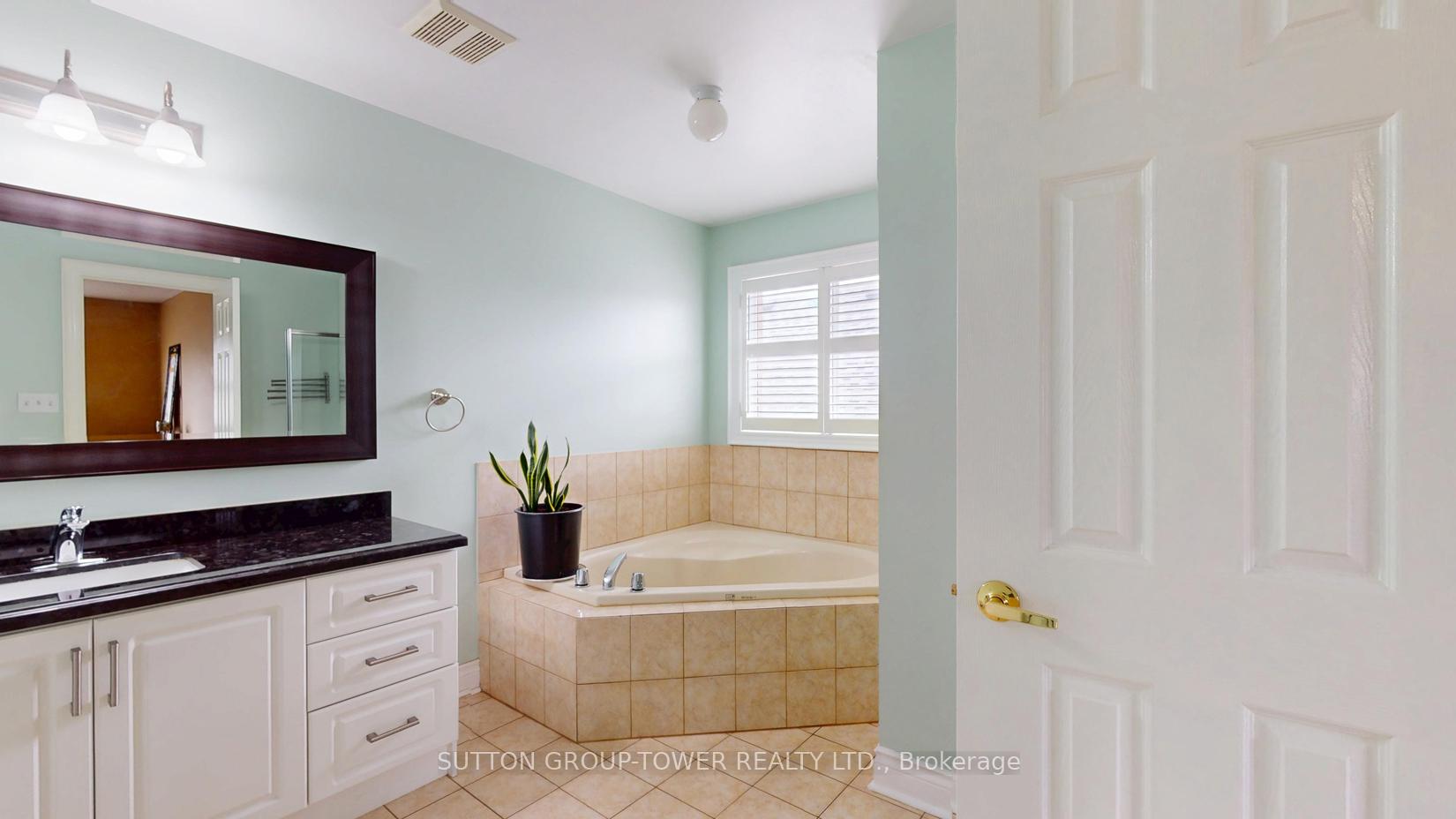 Photo 23 of 475 Sonoma Boulevard, Vaughan, Sonoma Heights — HOMEH