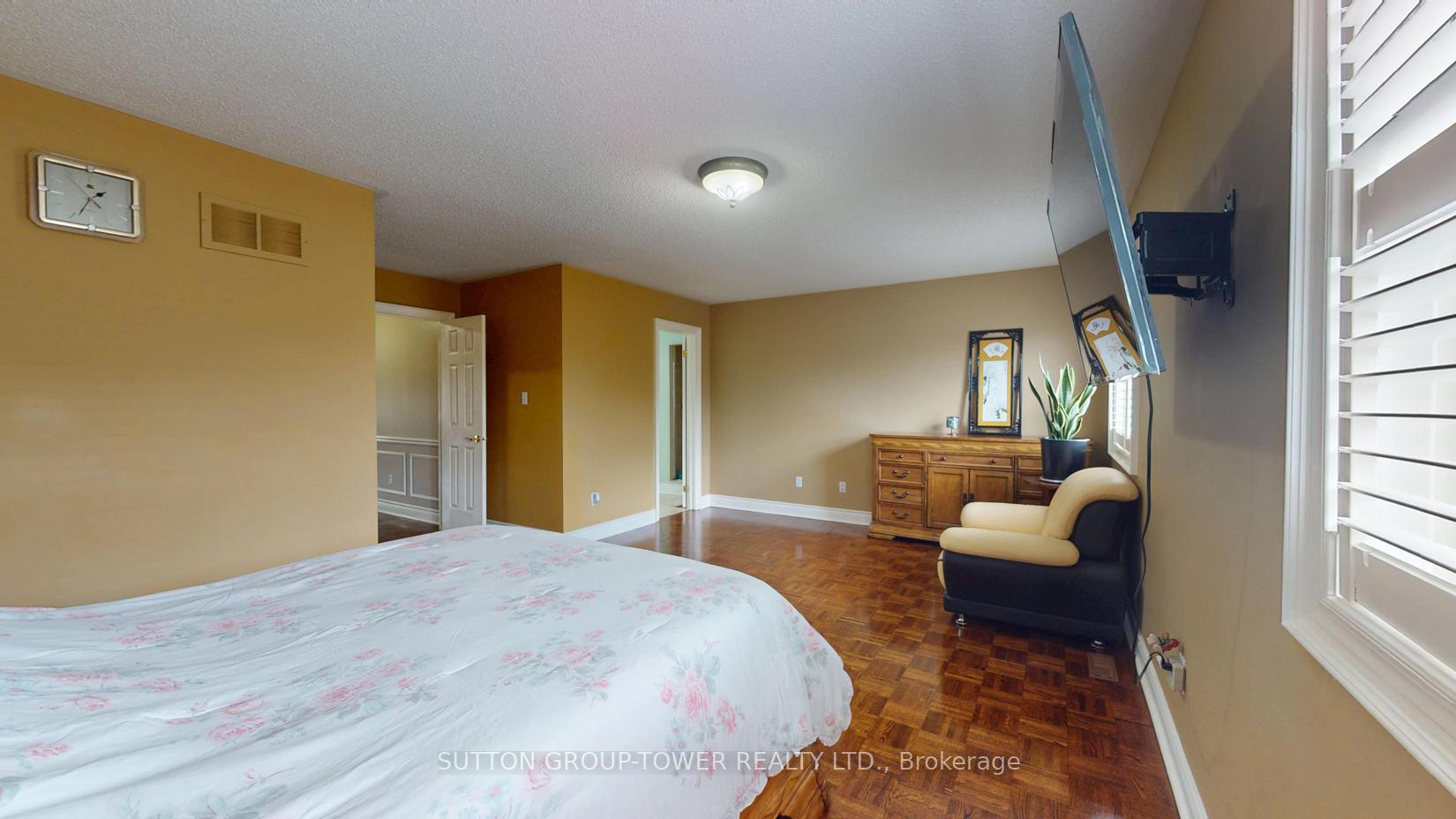 Photo 24 of 475 Sonoma Boulevard, Vaughan, Sonoma Heights — HOMEH