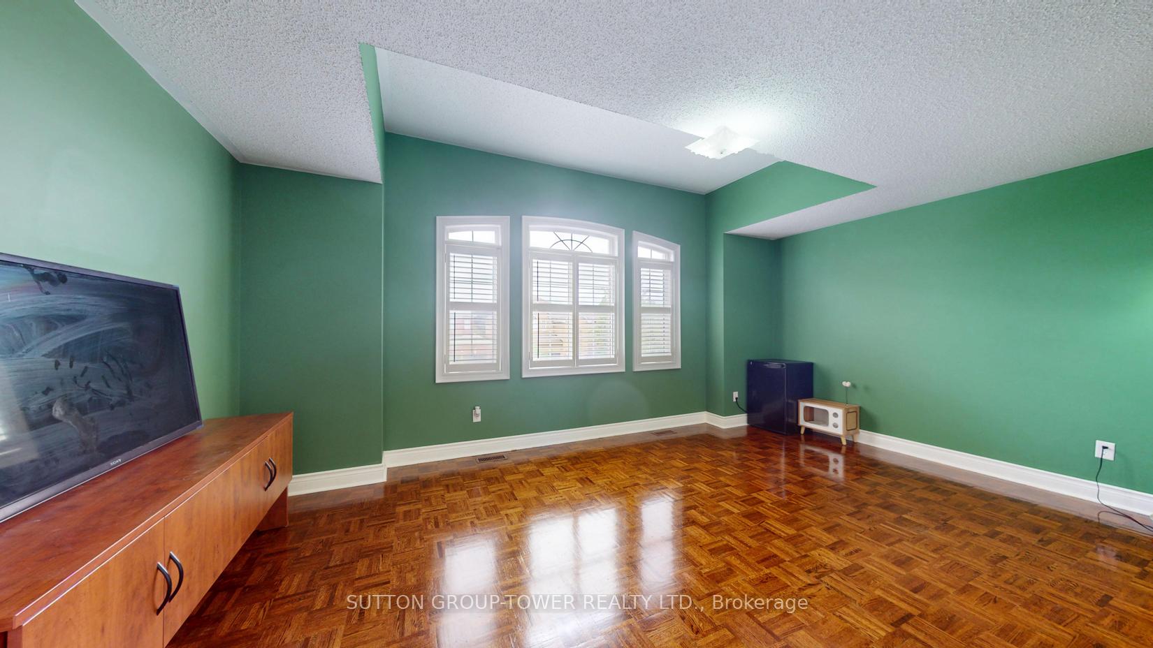 Photo 36 of 475 Sonoma Boulevard, Vaughan, Sonoma Heights — HOMEH