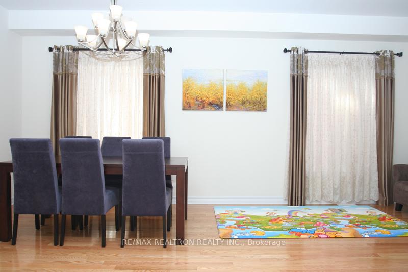 Photo 3 of 105 Paperbark Avenue, Vaughan, Patterson — HOMEH