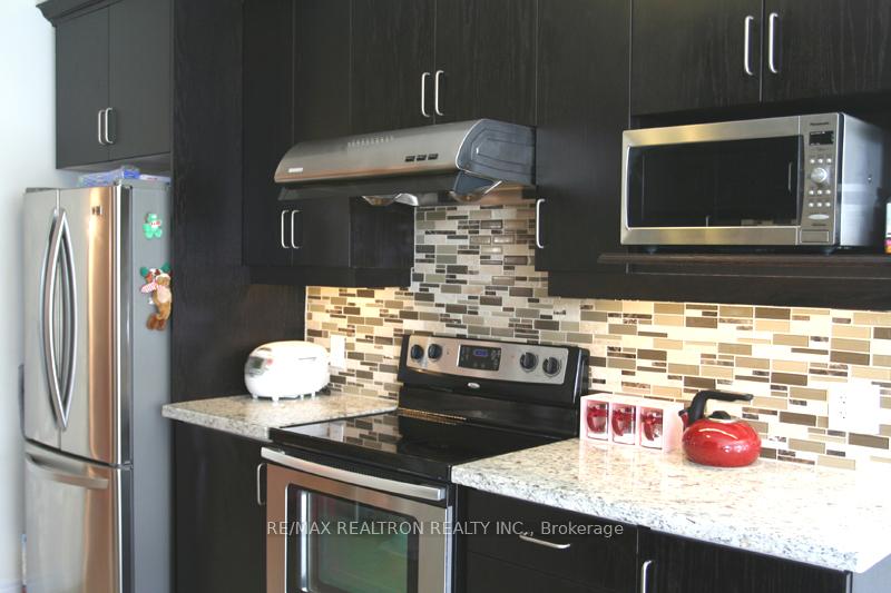 Photo 9 of 105 Paperbark Avenue, Vaughan, Patterson — HOMEH