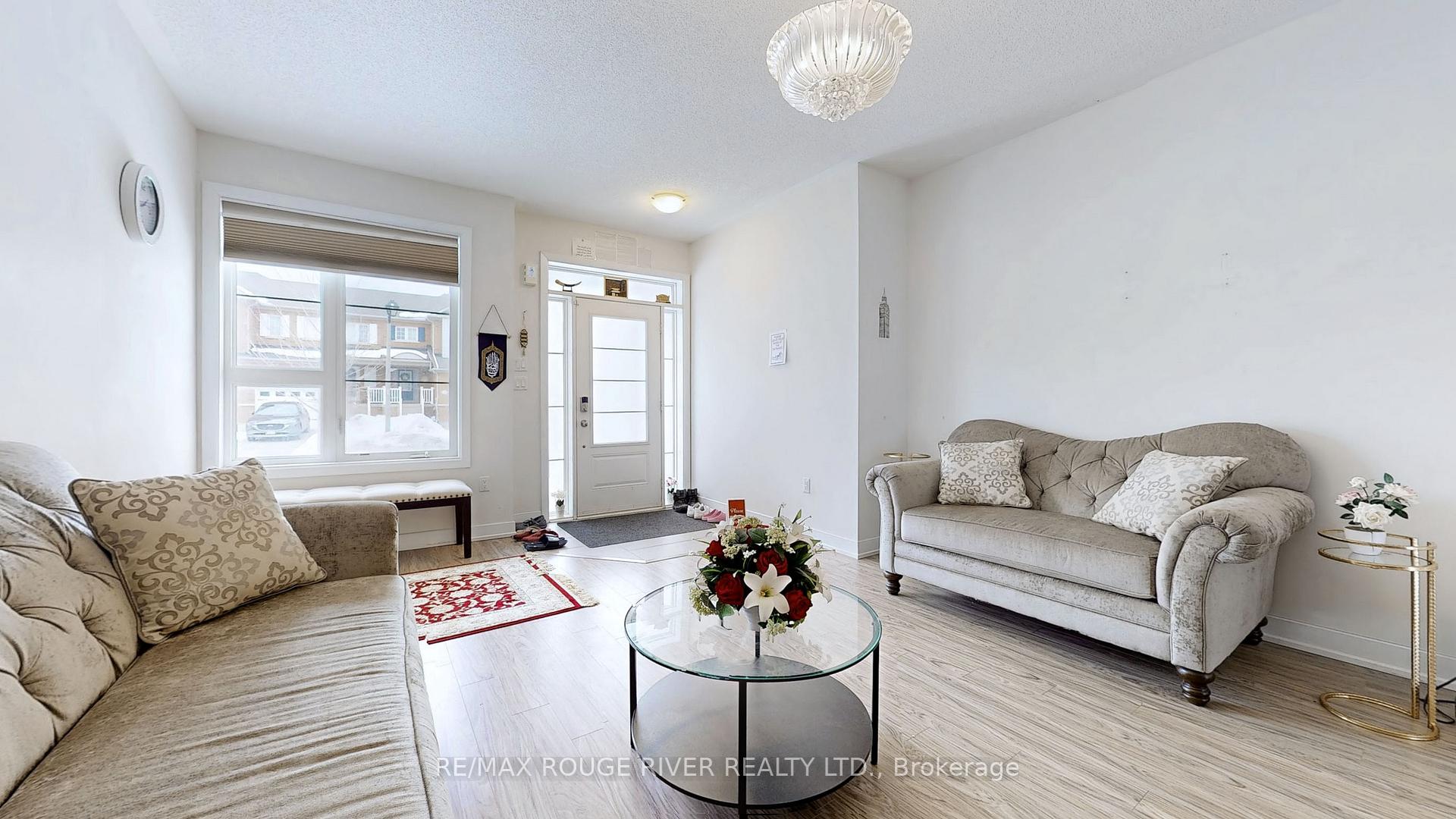 Photo 4 of 83 Barrister Avenue, Whitby, Pringle Creek — HOMEH