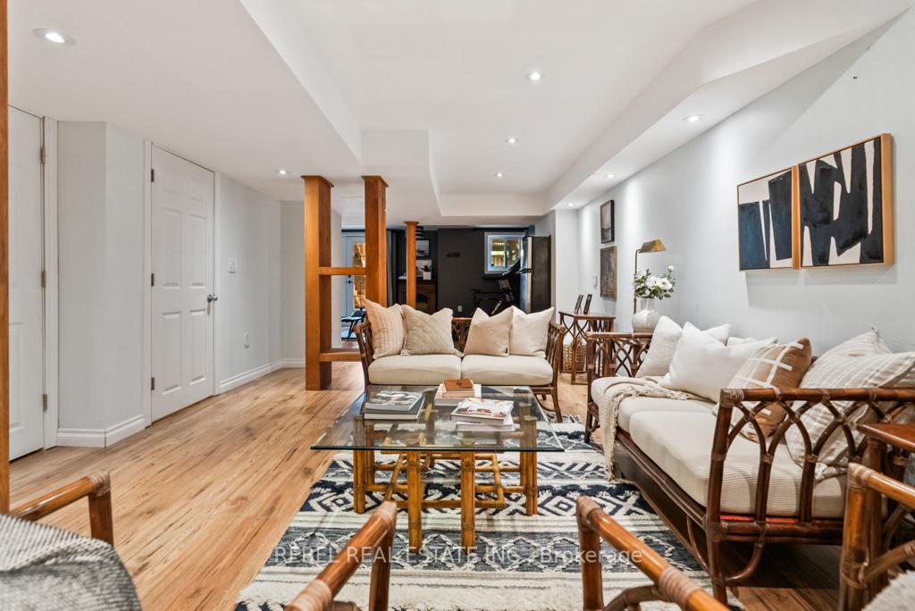 Photo 17 of 11 Angier Crescent, Ajax, South East — HOMEH