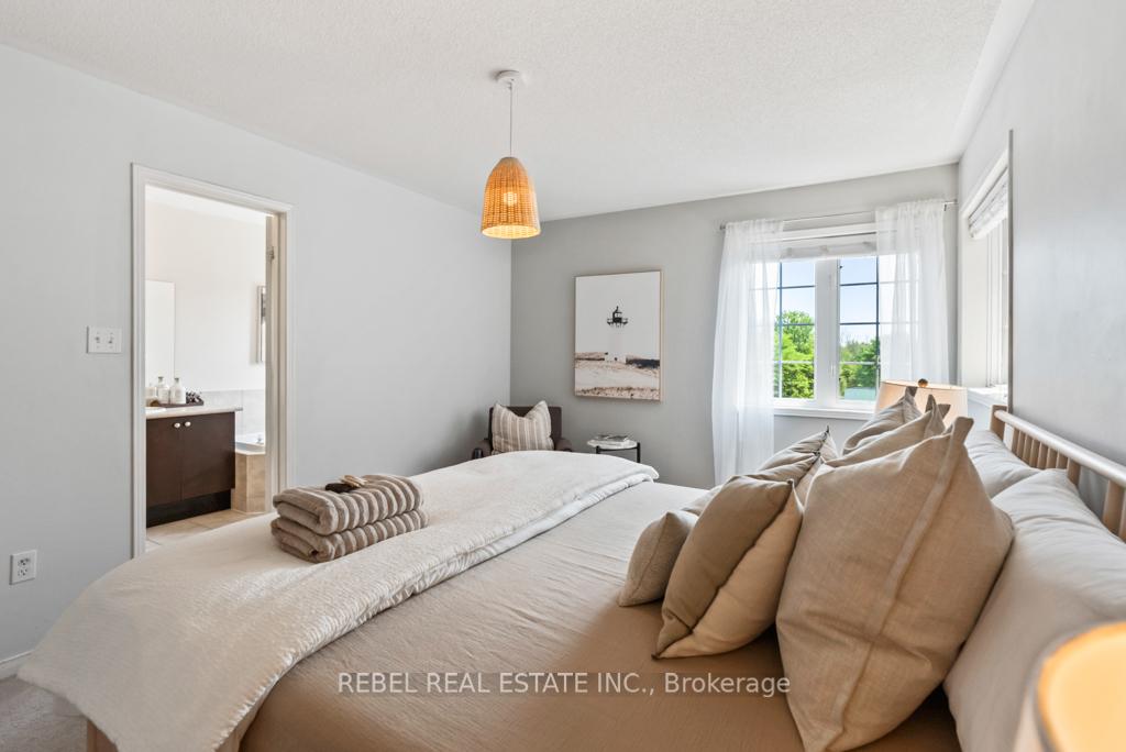 Photo 27 of 11 Angier Crescent, Ajax, South East — HOMEH