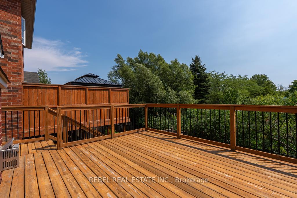 Photo 38 of 11 Angier Crescent, Ajax, South East — HOMEH
