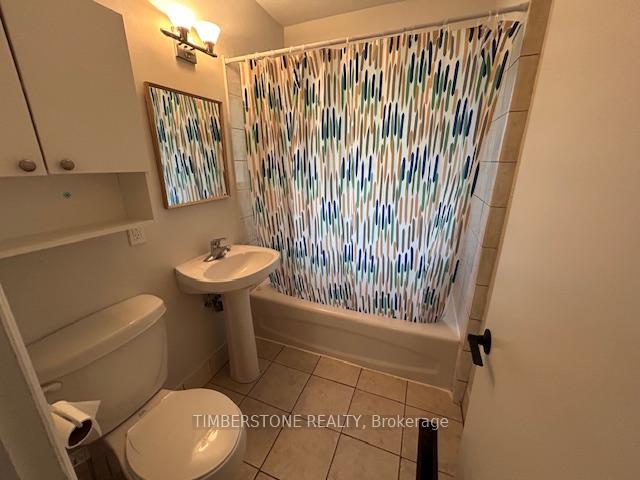 Photo 6 of 32 Gordon Drive, Vaughan, West Woodbridge — HOMEH