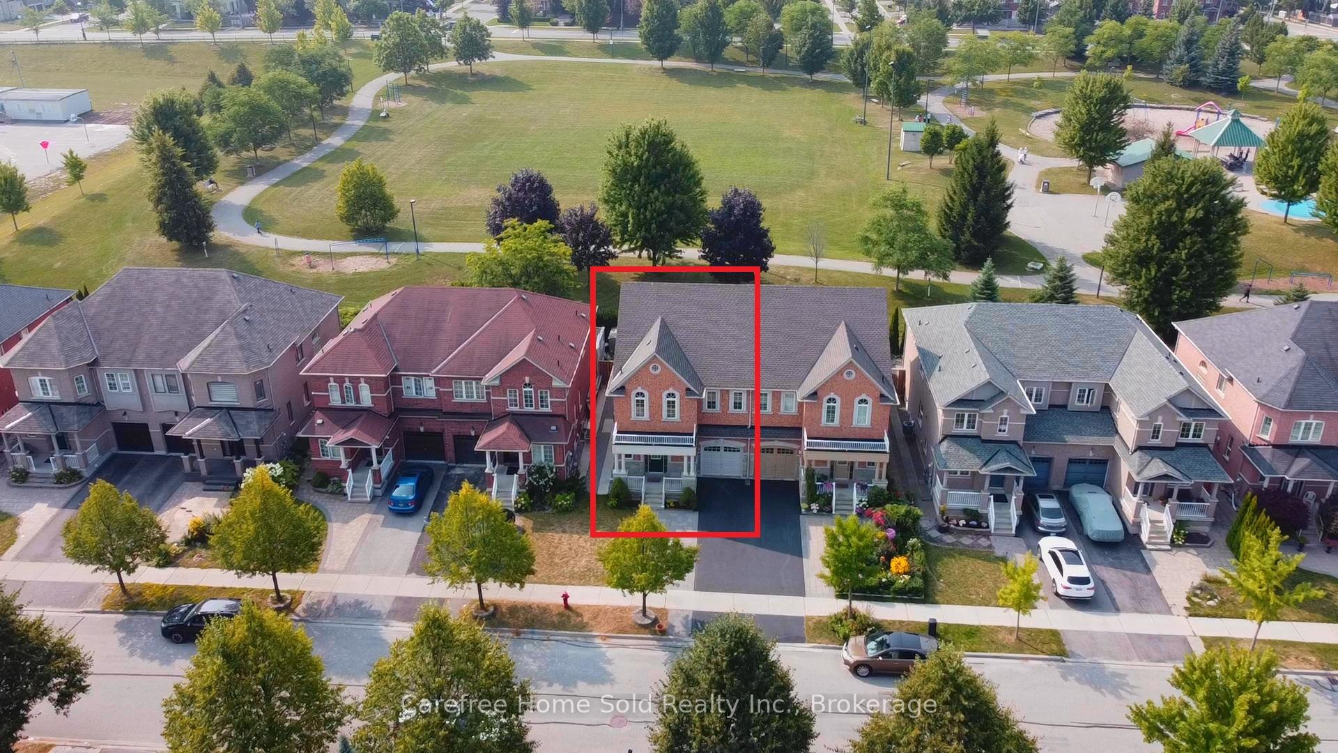 Photo 1 of 35 Wallwark Street, Aurora, Bayview Northeast — HOMEH