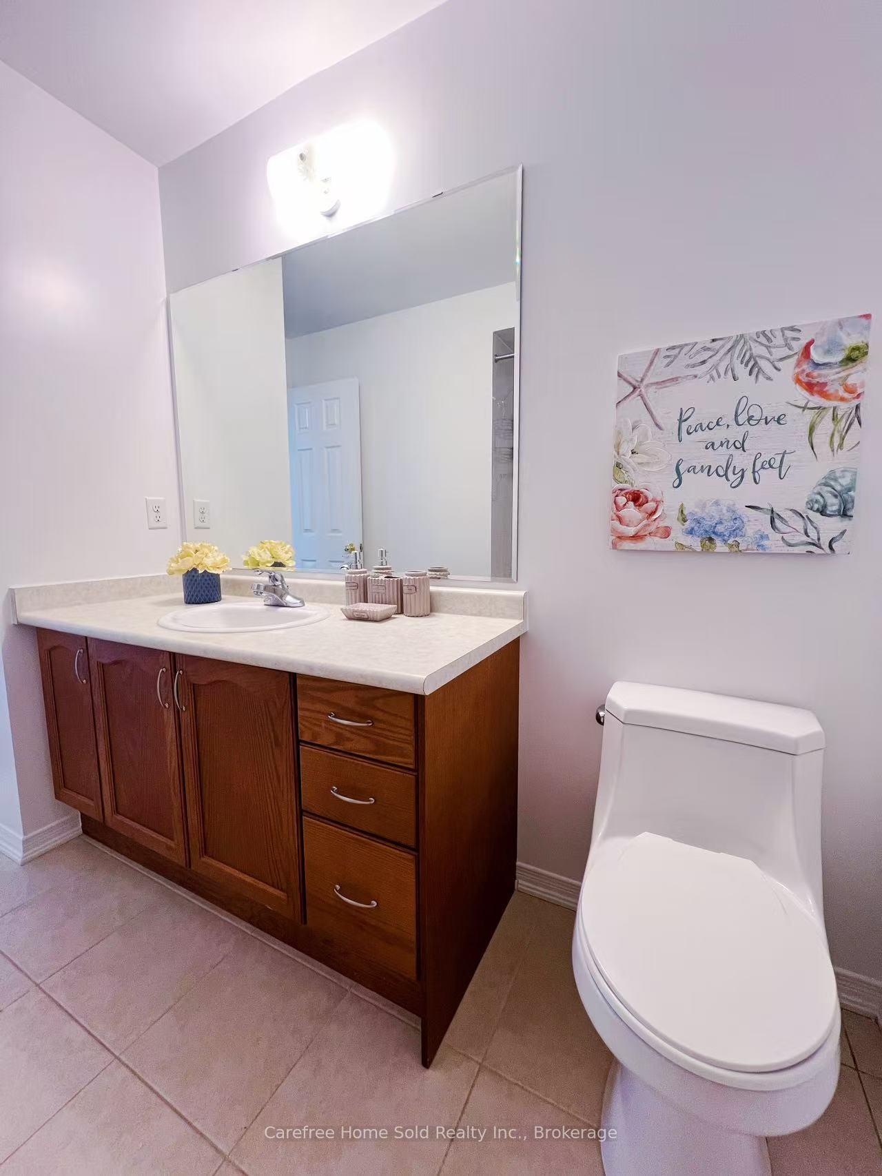 Photo 16 of 35 Wallwark Street, Aurora, Bayview Northeast — HOMEH