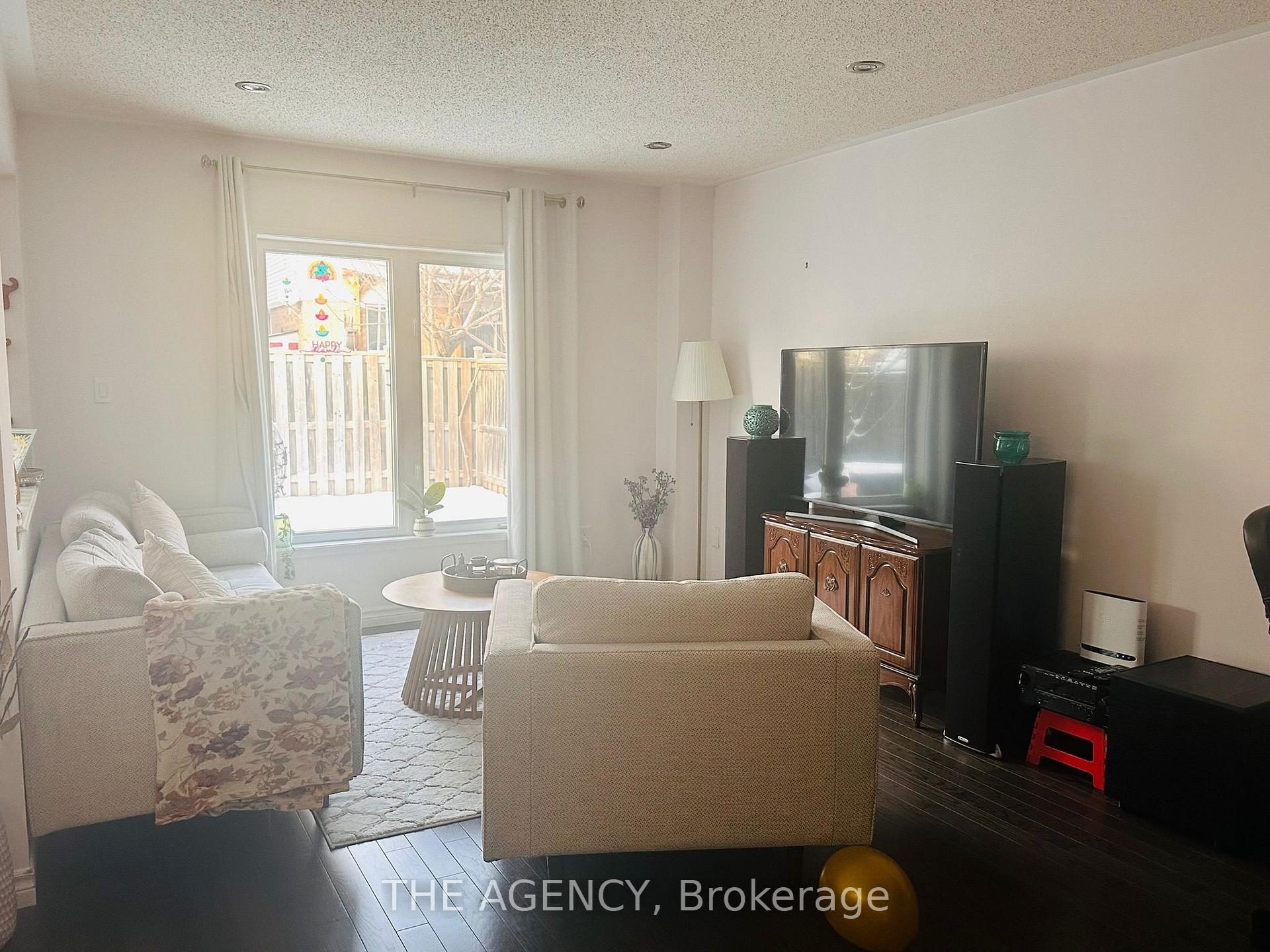 Photo 19 of 14 Donlevy Crescent, Whitby, Taunton North — HOMEH