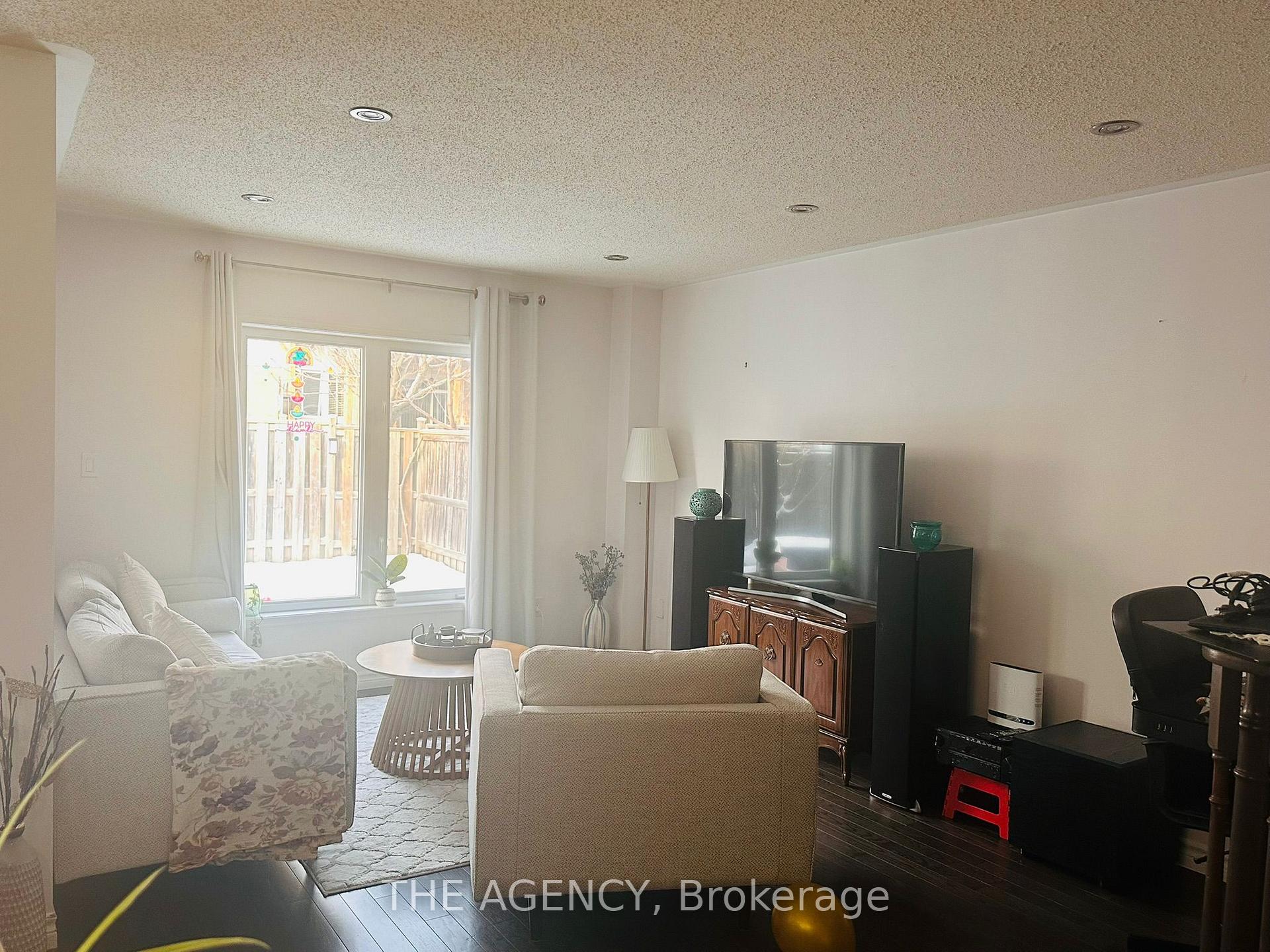 Photo 20 of 14 Donlevy Crescent, Whitby, Taunton North — HOMEH