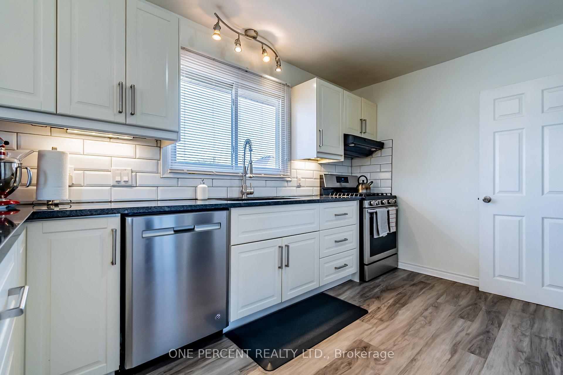Photo 10 of 32 Wellington Street, Welland, Lincoln/Crowland — HOMEH