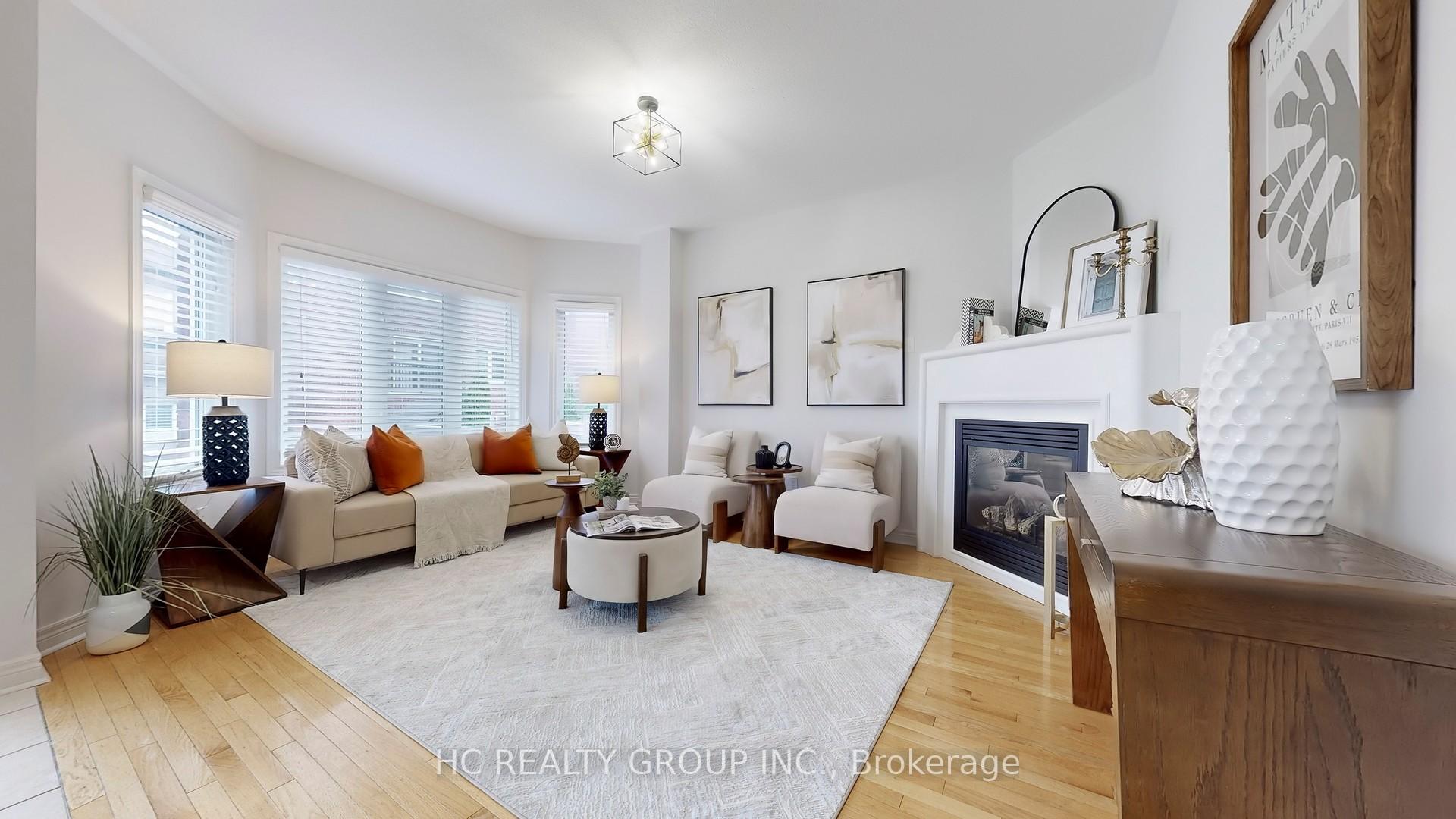 Photo 2 of 102 Timna Crescent, Vaughan, Patterson — HOMEH