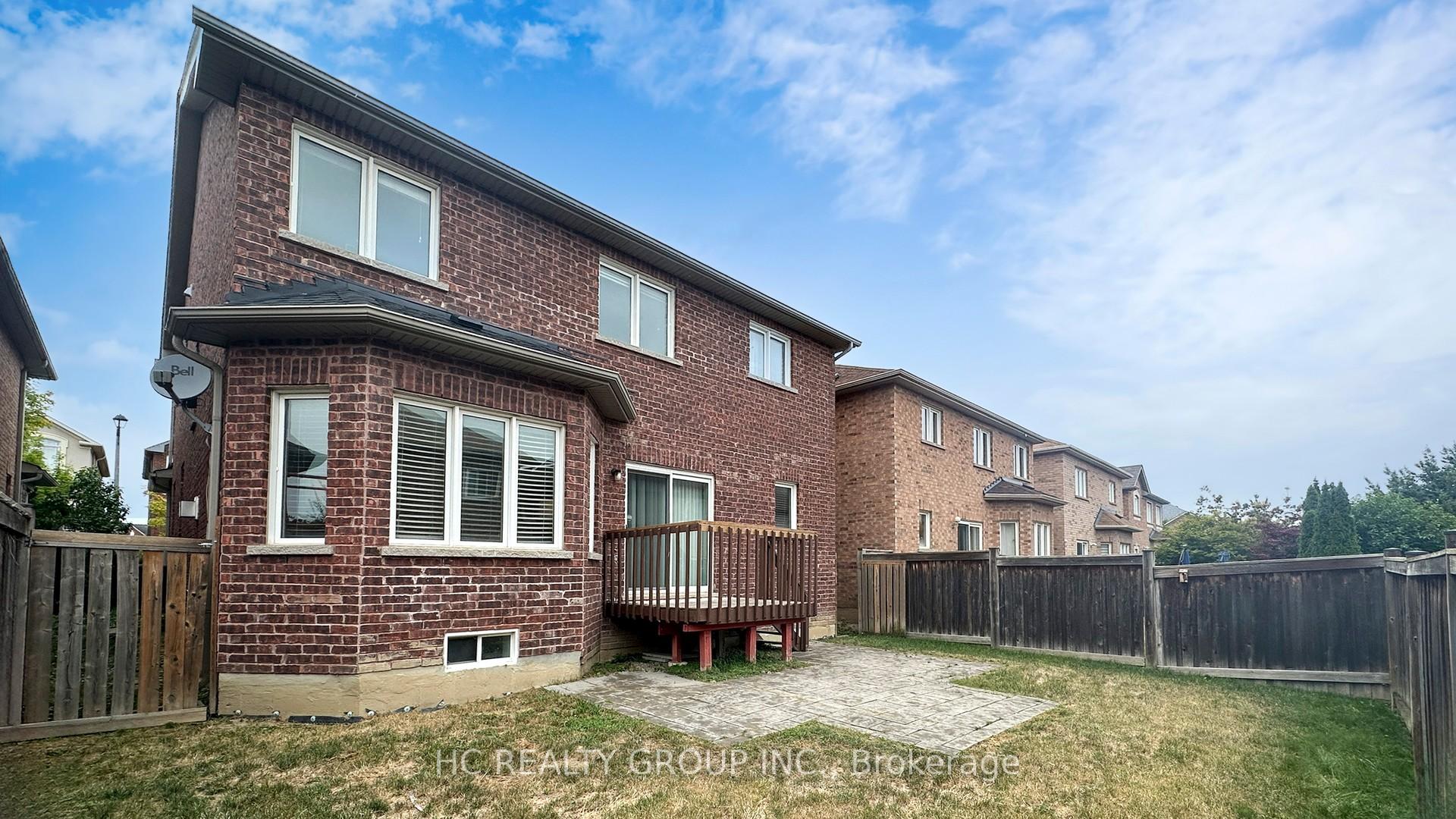 Photo 25 of 102 Timna Crescent, Vaughan, Patterson — HOMEH