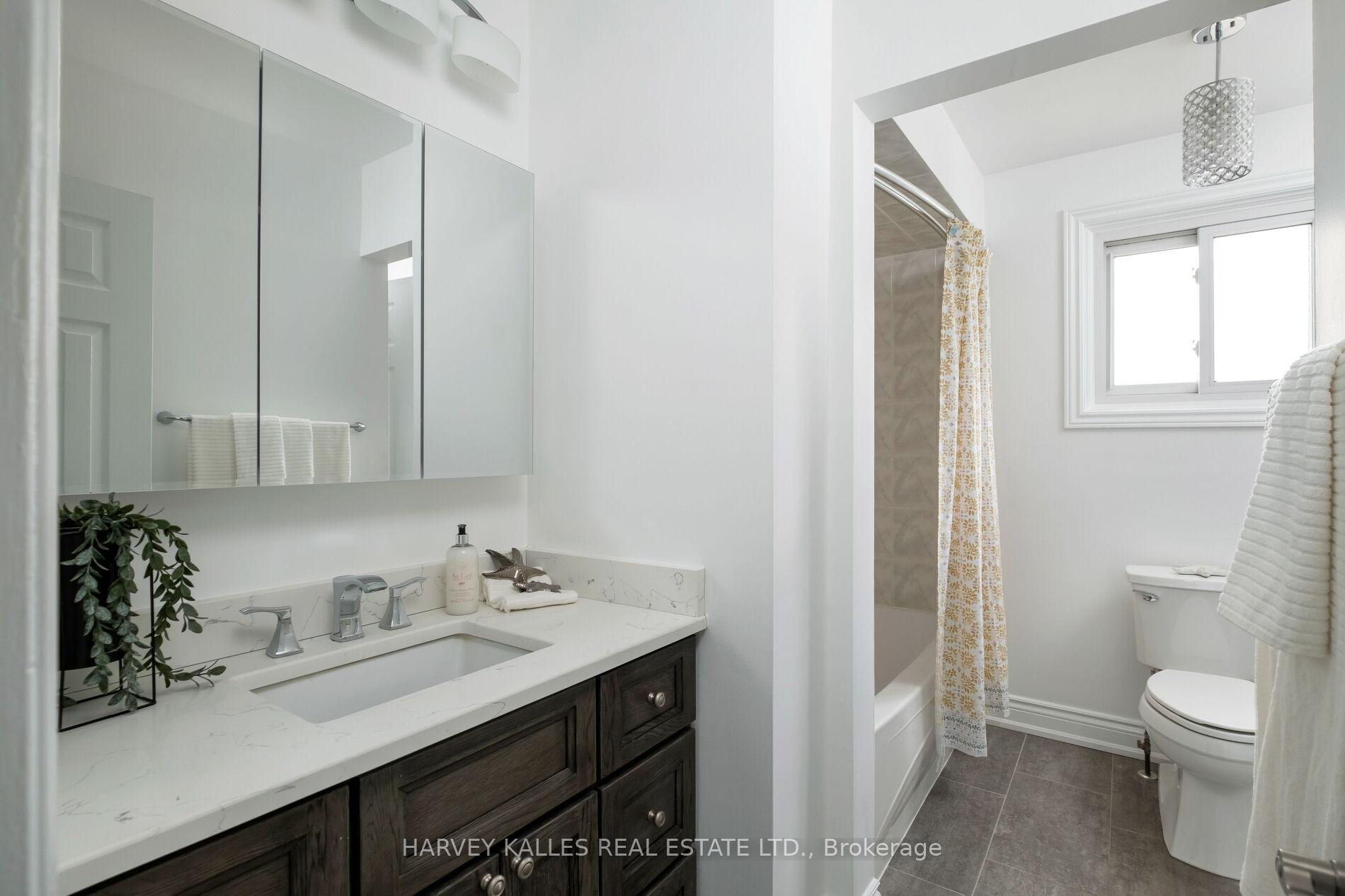 Photo 22 of 225 Stewart Street, Whitby, Blue Grass Meadows — HOMEH