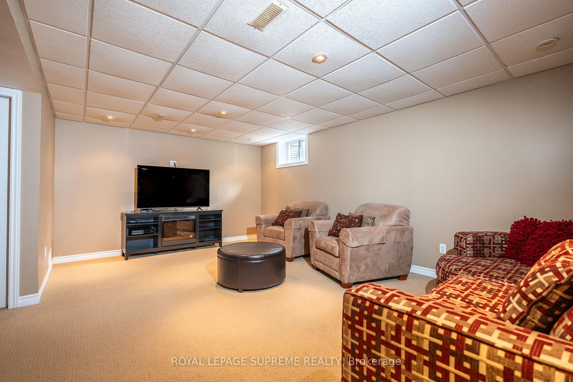 Photo 15 of 31 1/2 Thorold Road, Welland, Prince Charles — HOMEH