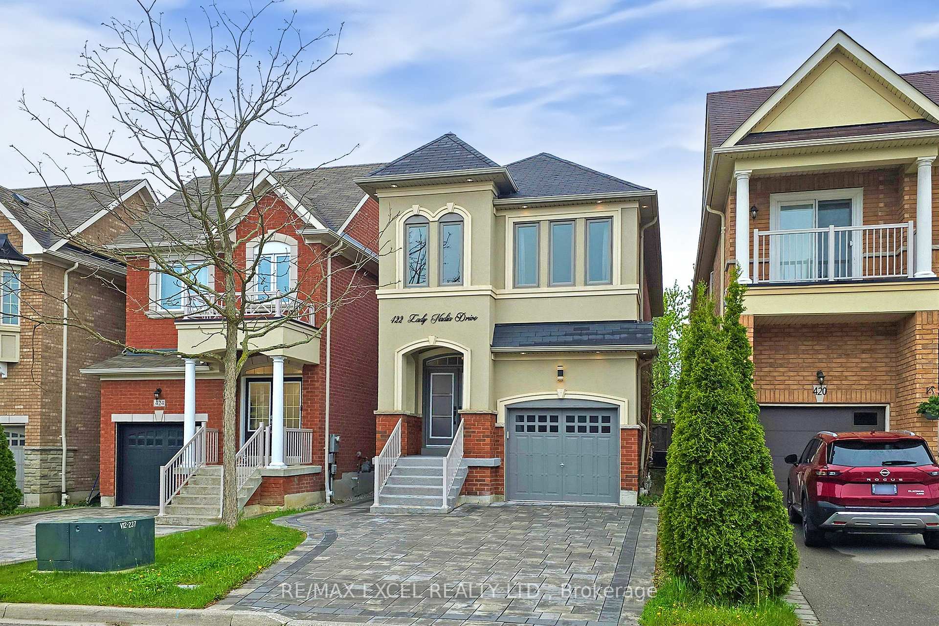 Photo 1 of 422 Lady Nadia Drive, Vaughan, Patterson — HOMEH