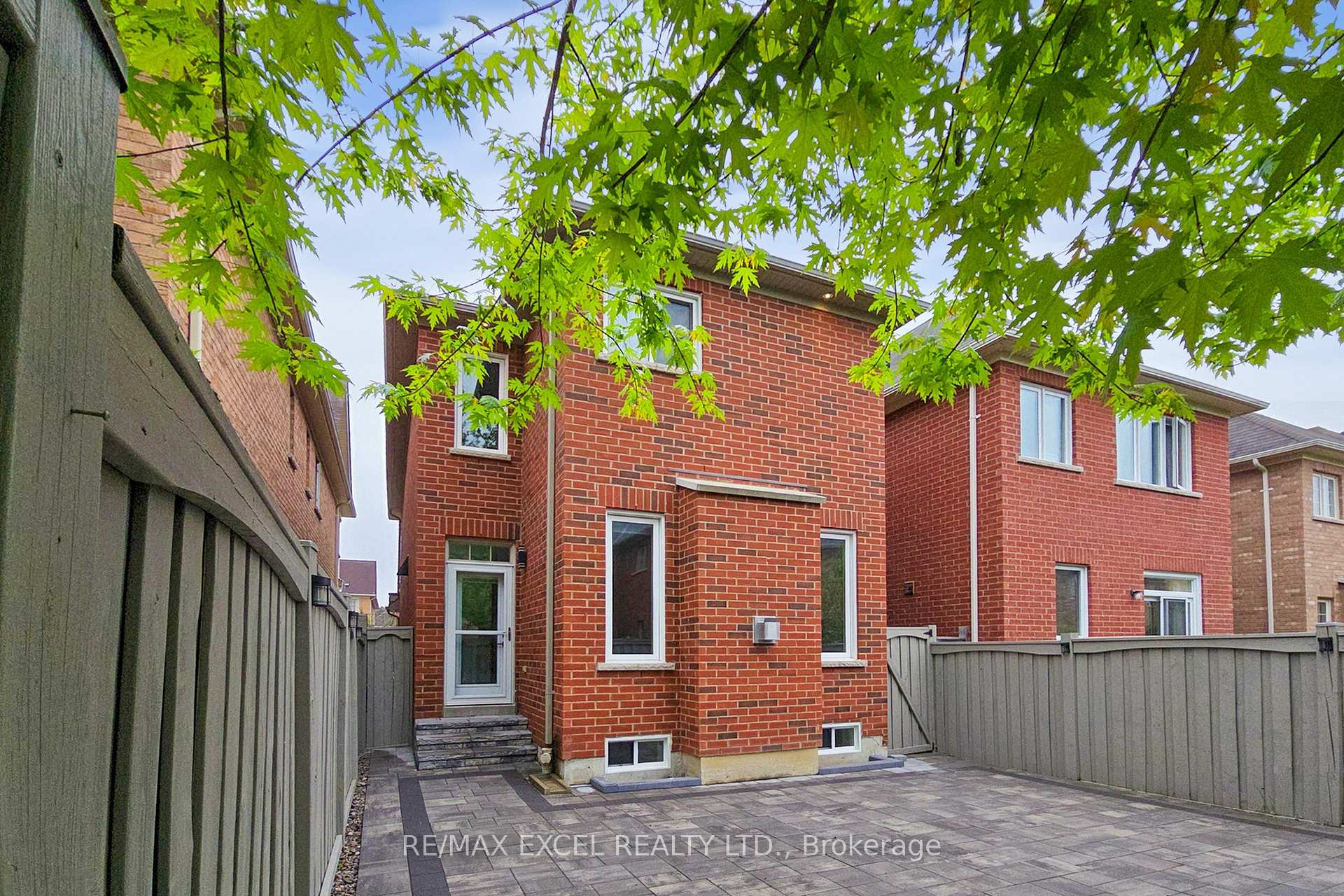 Photo 40 of 422 Lady Nadia Drive, Vaughan, Patterson — HOMEH