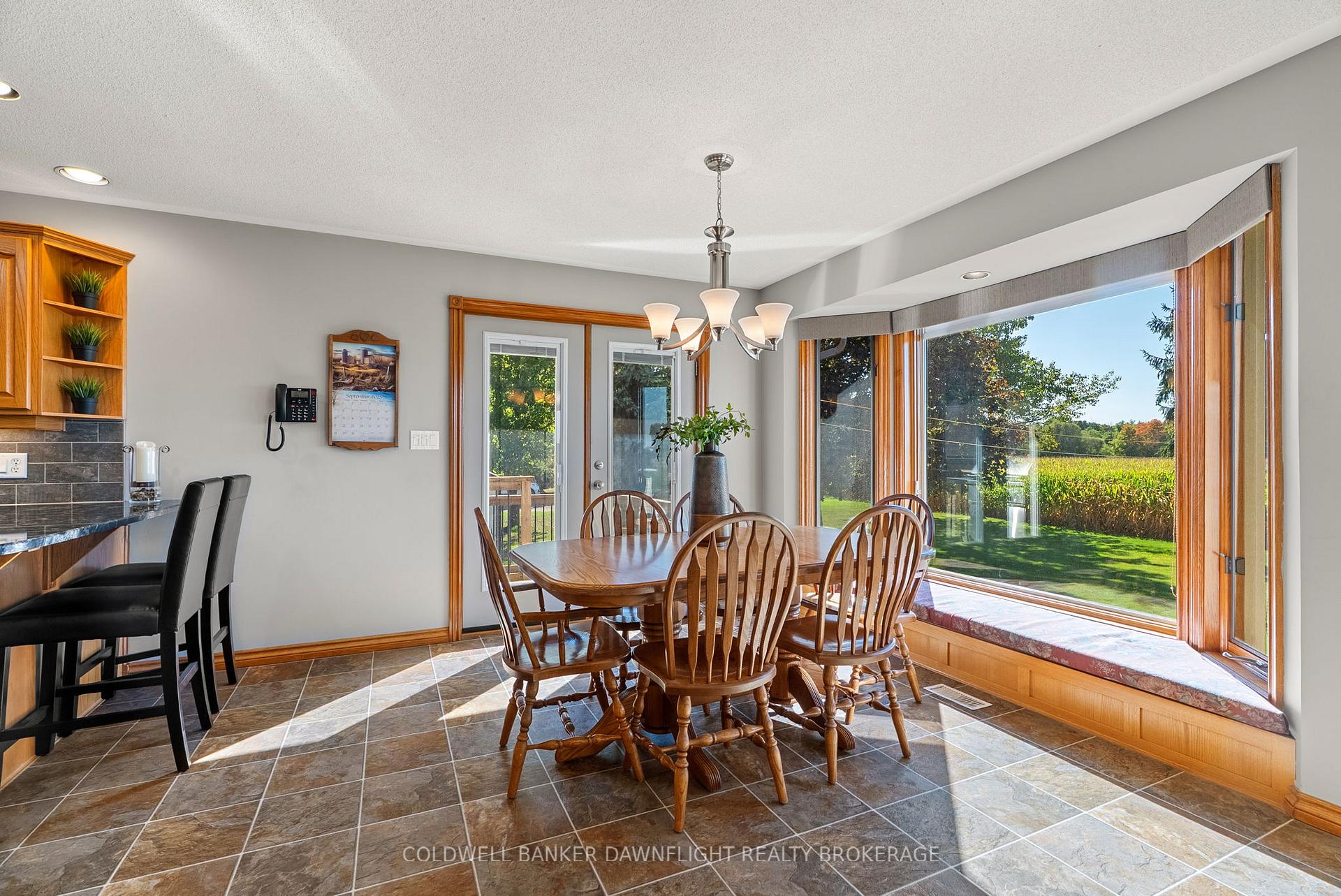 Photo 13 of 72471 London Road, Bluewater, Hay — HOMEH