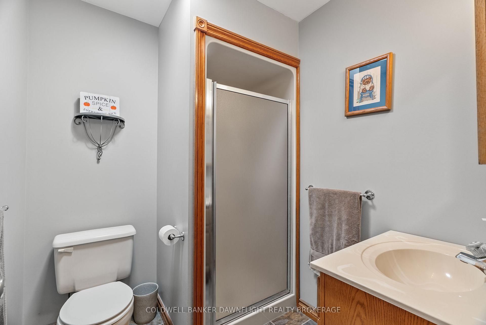 Photo 23 of 72471 London Road, Bluewater, Hay — HOMEH
