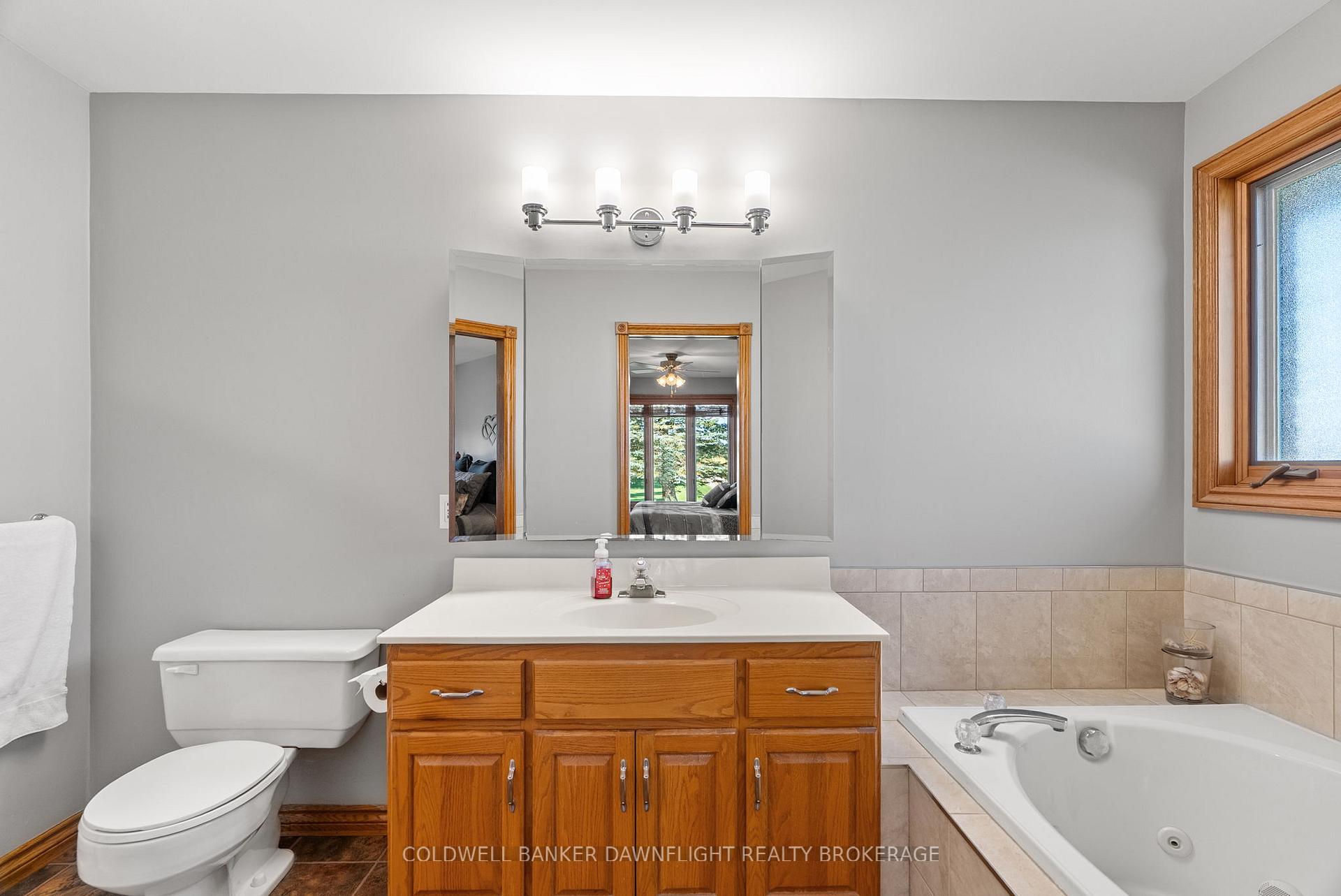 Photo 21 of 72471 London Road, Bluewater, Hay — HOMEH