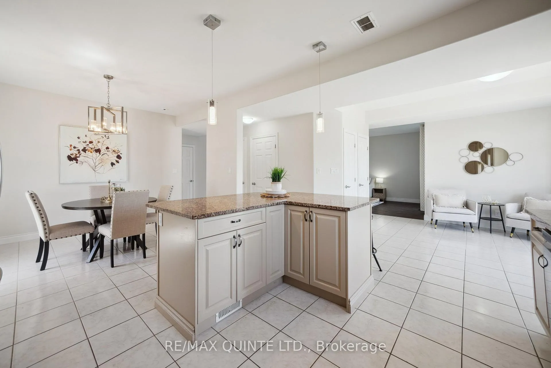 Photo 15 of 91 Hampton Ridge Drive E, Belleville, Thurlow Ward — HOMEH