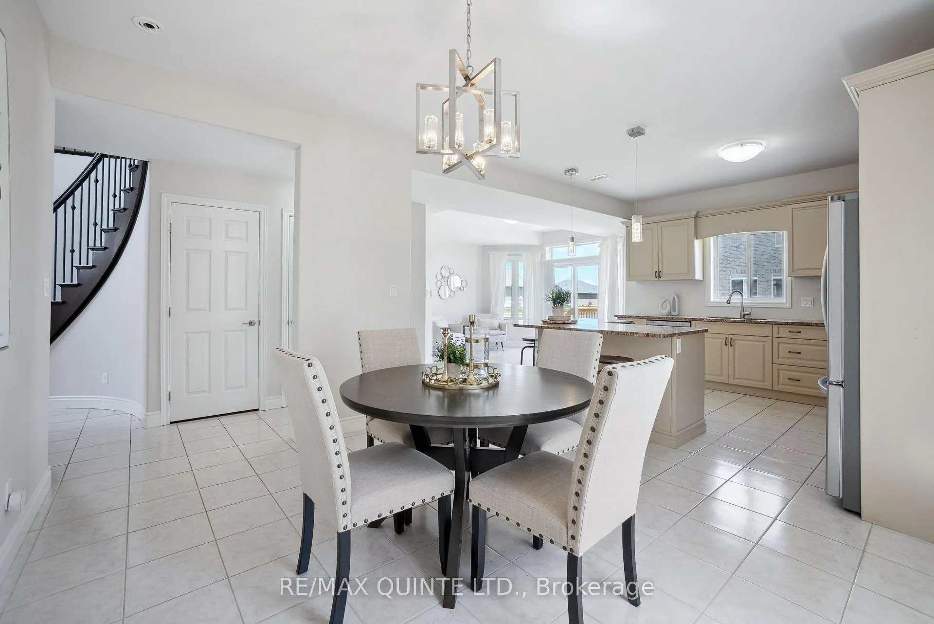 Photo 17 of 91 Hampton Ridge Drive E, Belleville, Thurlow Ward — HOMEH