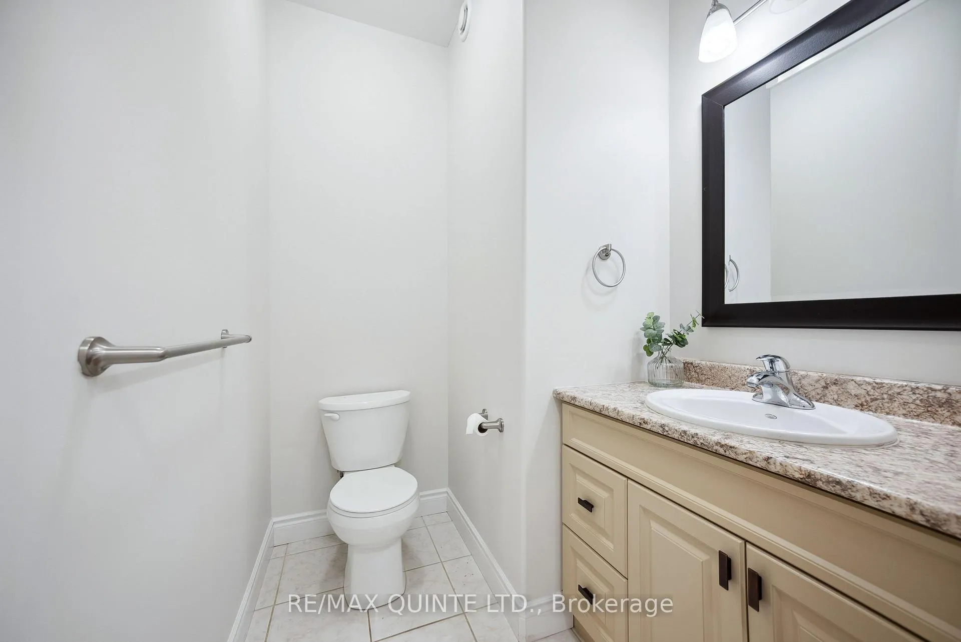 Photo 21 of 91 Hampton Ridge Drive E, Belleville, Thurlow Ward — HOMEH