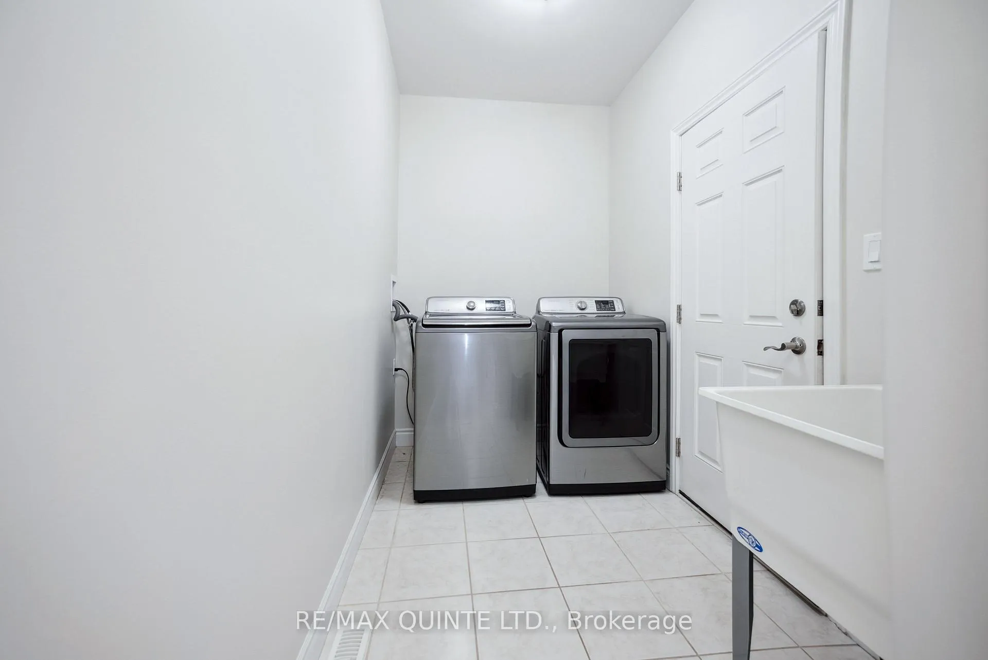 Photo 22 of 91 Hampton Ridge Drive E, Belleville, Thurlow Ward — HOMEH