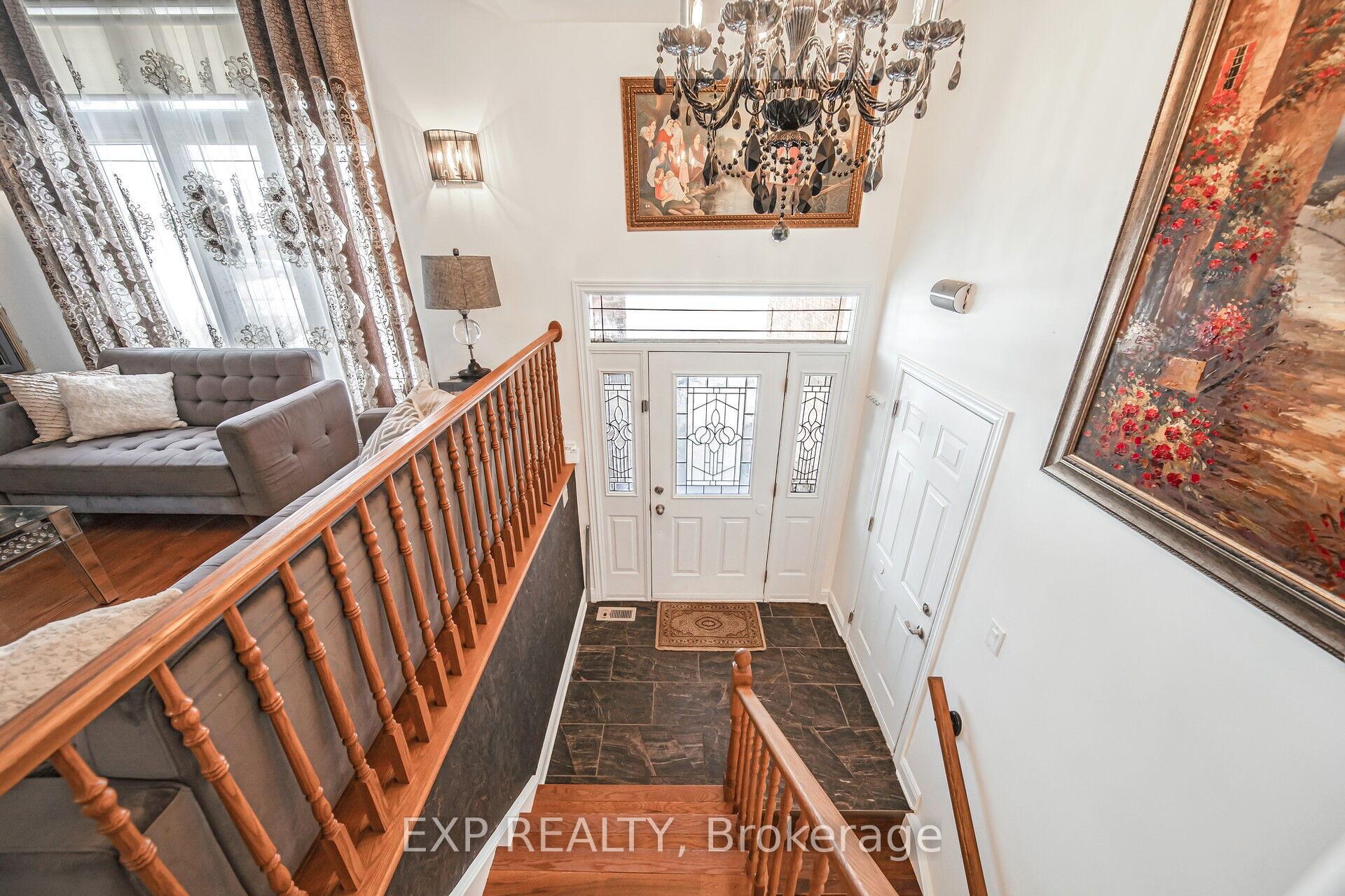 Photo 1 of 7 Lynbrook Lane, Welland, Prince Charles — HOMEH