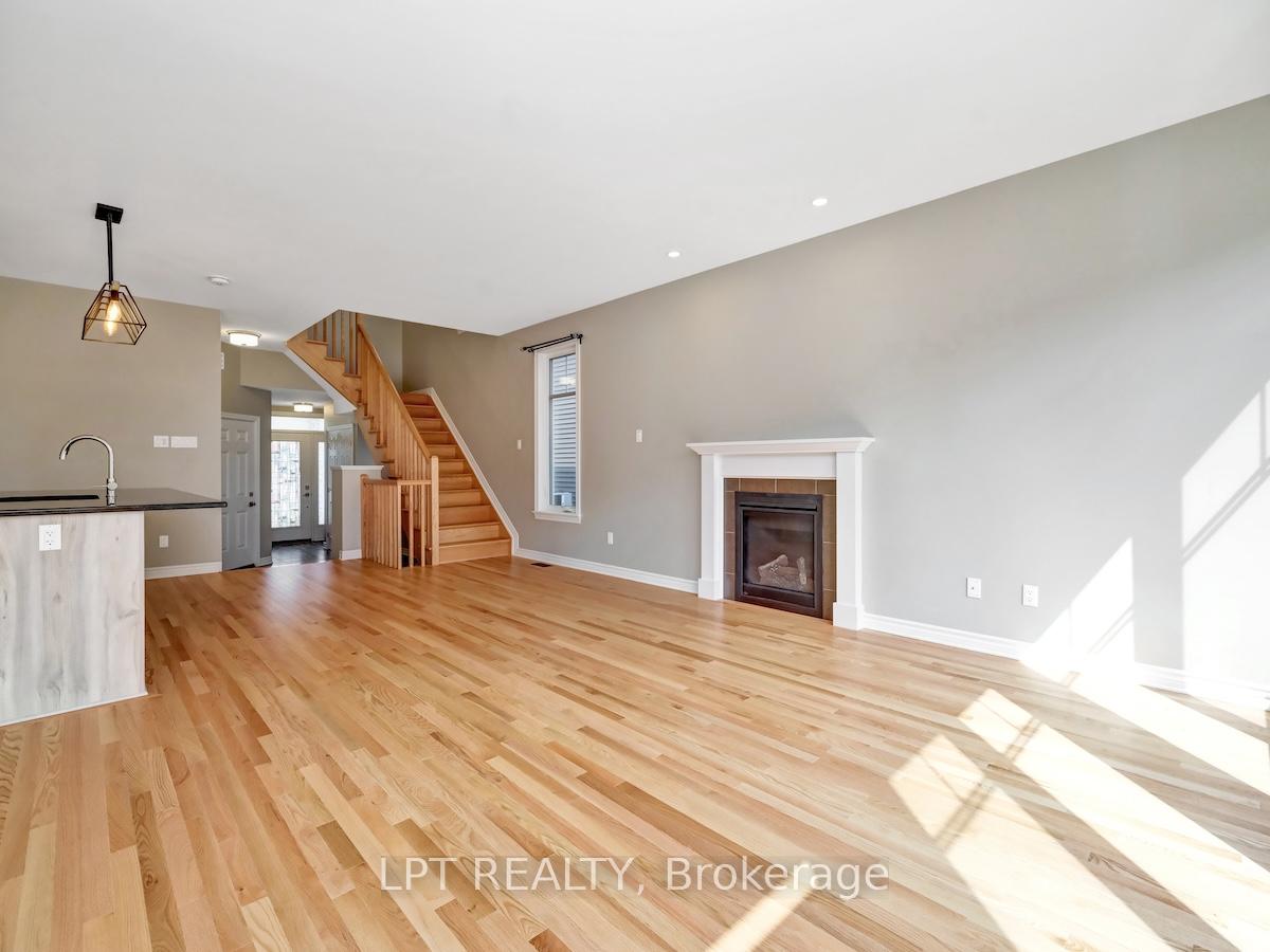 Photo 12 of 178 Nepeta Crescent, Ottawa, Blossom Park/Kemp Park/Findlay Creek — HOMEH