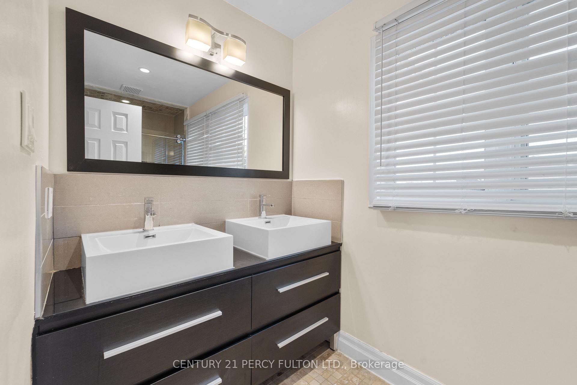 Photo 24 of 65 Daines Drive, Whitby, Rolling Acres — HOMEH