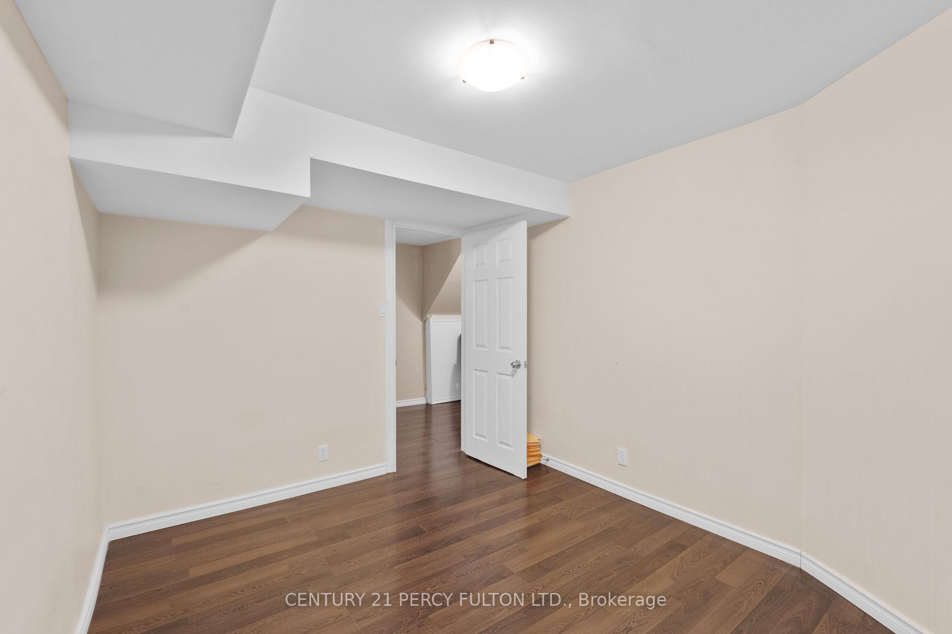 Photo 29 of 65 Daines Drive, Whitby, Rolling Acres — HOMEH