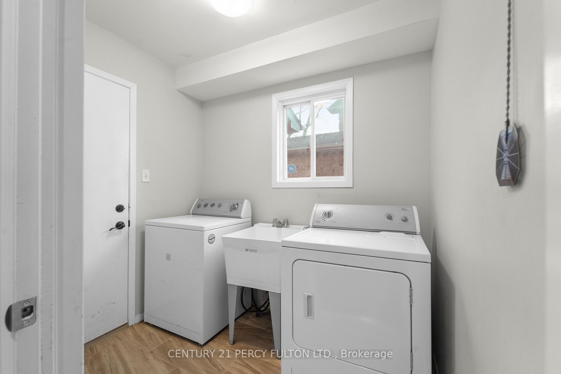 Photo 31 of 65 Daines Drive, Whitby, Rolling Acres — HOMEH